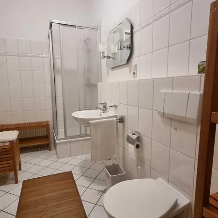 Kurhaus Nordstrand -ferienwohnung 46007 * Goehren (Ruegen)